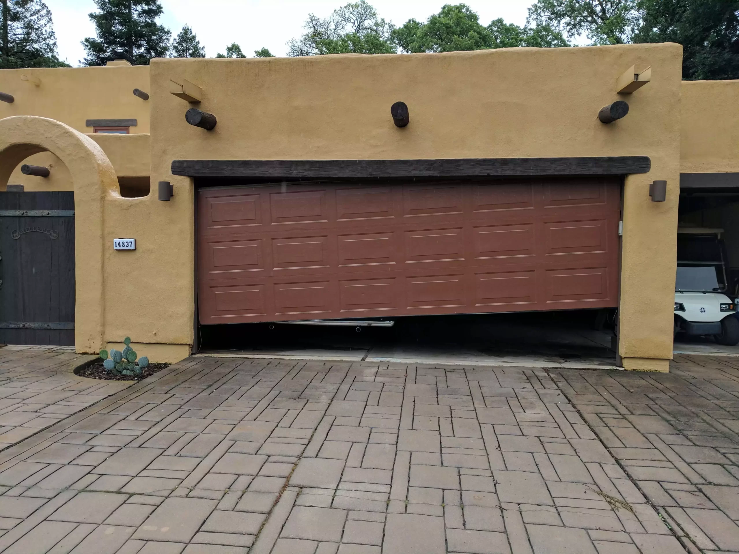 garage-door-replacement-Petersburg