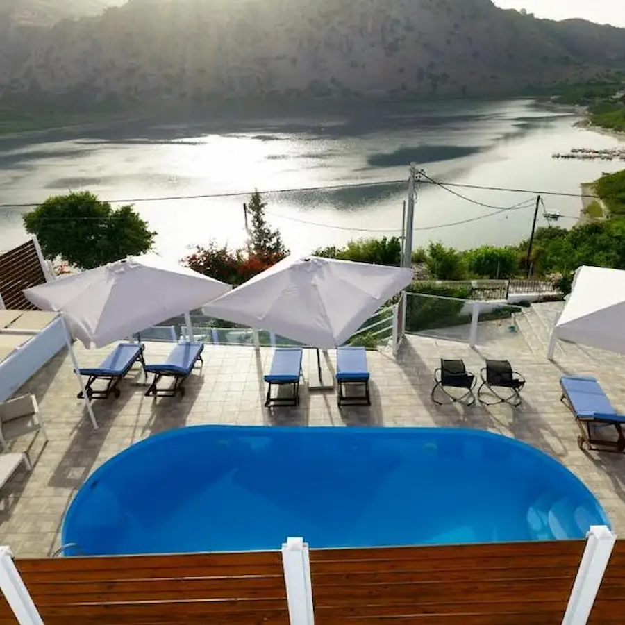 Lake View Suites Crete